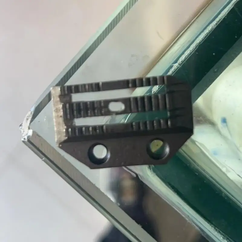 Детали для швейной машины B-1609-415-H0B FEED DOG for JUKI DLN-415