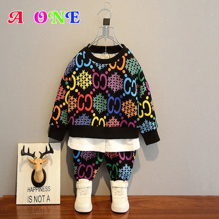 

Детский костюм из двух предметов для мальчиков