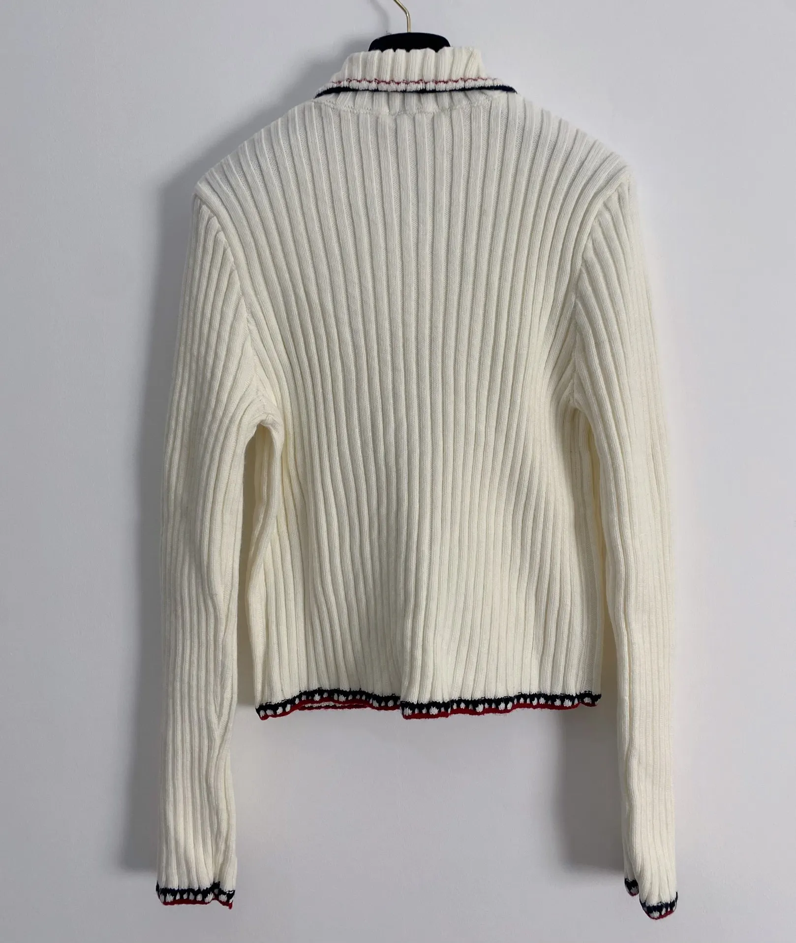 Женский свитер-кардиган на осень и зиму новая белая базовая рубашка вязаный