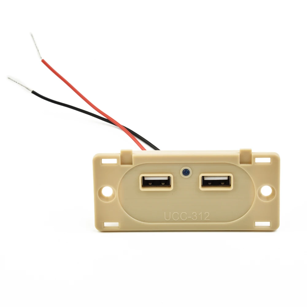 

Автомобильное зарядное устройство с двумя USB-портами 8,9*4,1*2,3 см