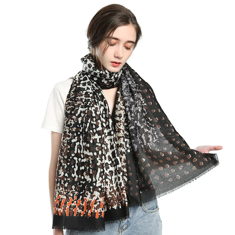 

2022 Newest Women Ombre Leopard pattern Scarf Cotton Voile Scarf Shawls
