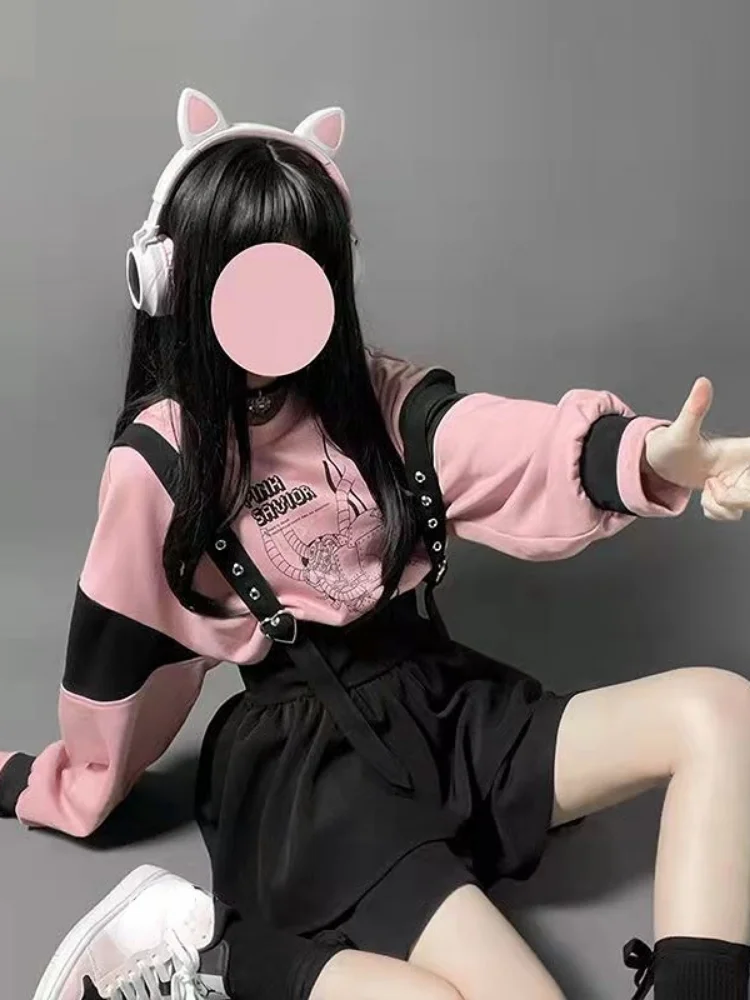 

2022 Japanese Harajuku Two Pieces Set Kawaii Gothic Conjunto Femenino Y2k Outfits Women Cartoon Print Hoodies+Suspender Shorts