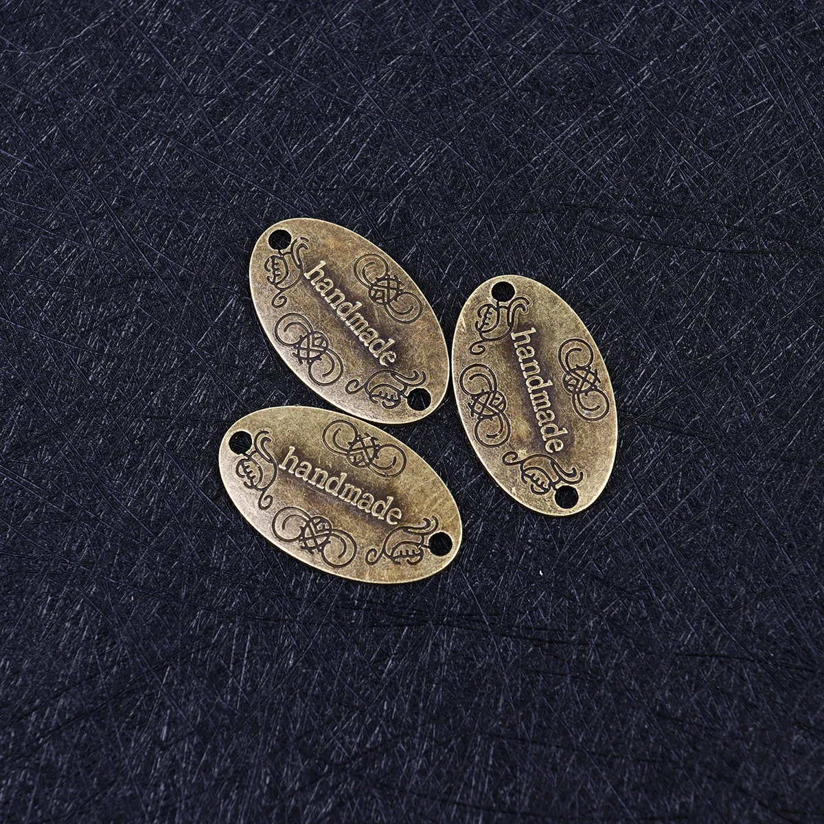 

60pcs Retro Handmade Pendant Delicate Metal Label Charms DIY Jewelry Making Accessories For Necklace Bracelet(Golden)