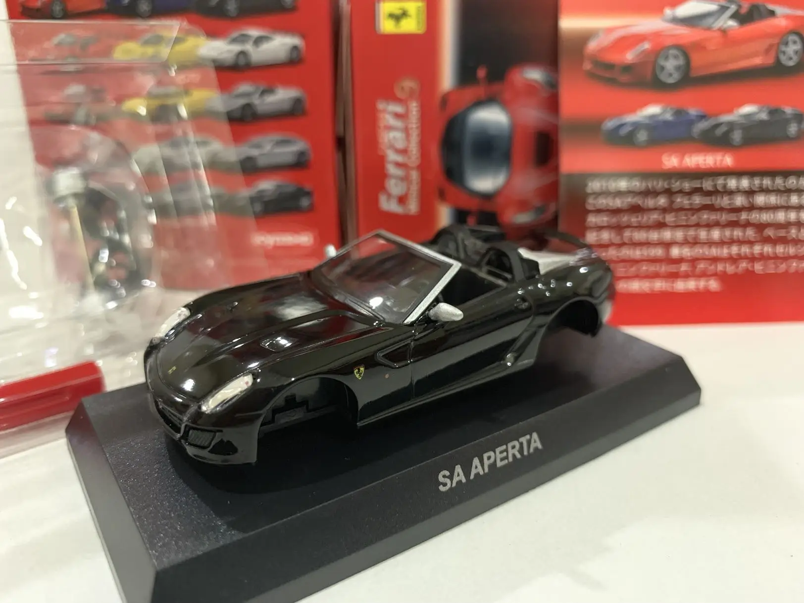 

Коллекция игрушечных моделей автомобилей KYOSHO Ferrari 1/64 SA APERTA из литого сплава в сборе, 599