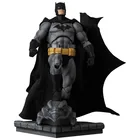 Оригинальная фигурка Mafex No.126 Batman Hush (черная версия) Mafex 16 см, многоцветная Коллекционная модель, игрушка в подарок