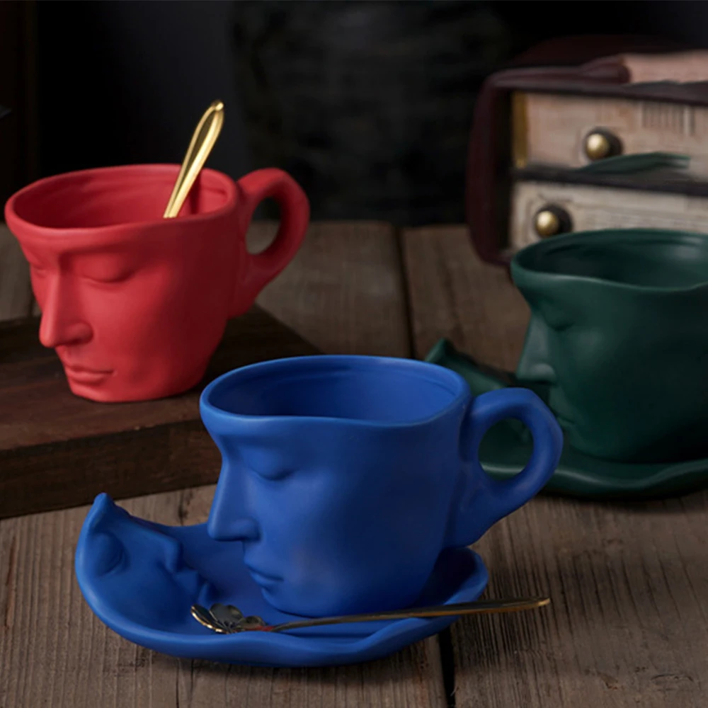 

Creative Coffee Cups Mugs Face Shape Ceramics Heat-Resisting Drinks Tea Juice Milk Cups With Handle Water Mug Drinkware Gift