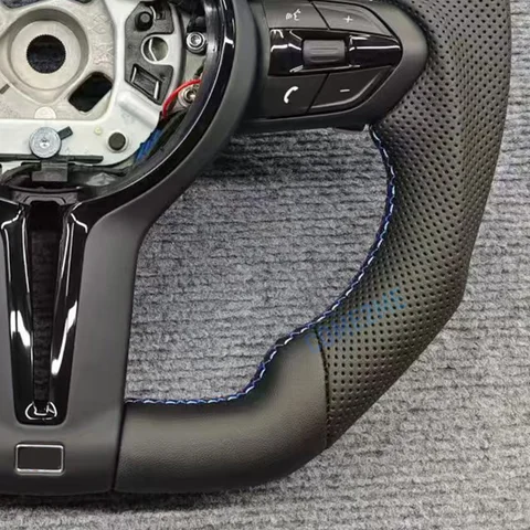 Рулевое колесо подходит для Bmw F30 F10 F31 F20 E90 из кожаного материала и спортивных рулевых автомобильных аксессуаров //M Logo
