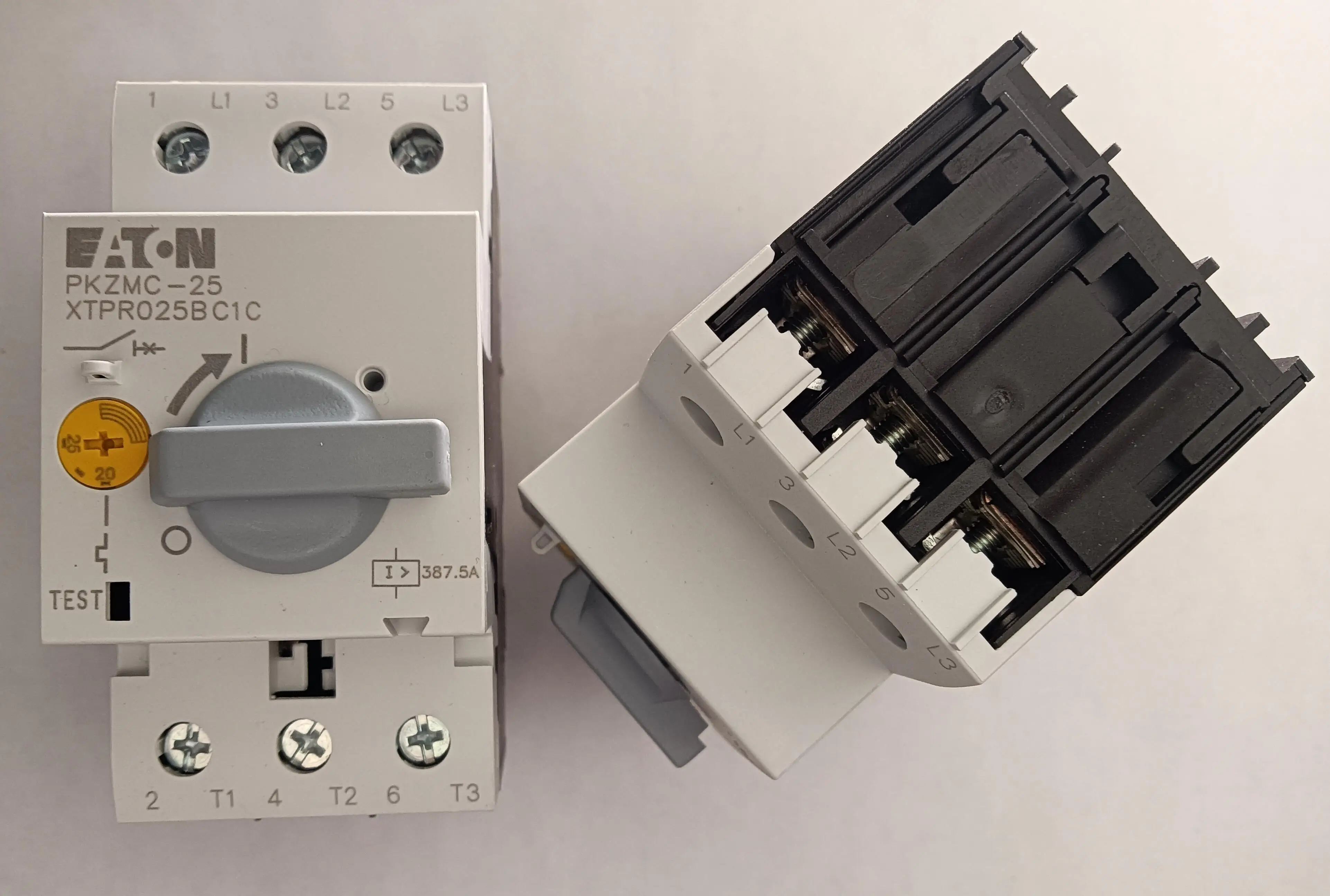 Фото Новый оригинальный защитный переключатель Eaton №4