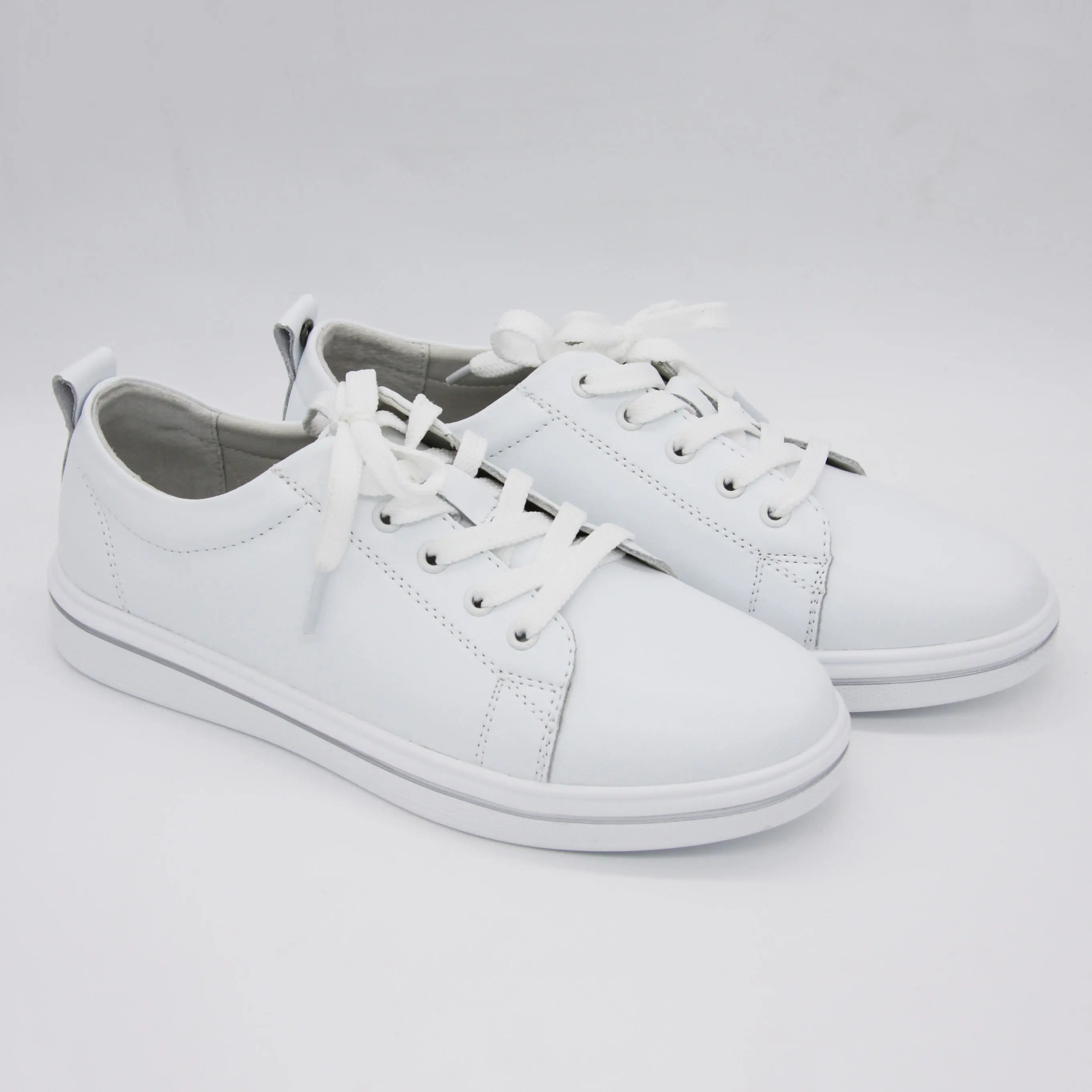 

Spring and summer women's Flat shoes Comfortable Sneakers Ladies 2022 new women's shoes Lace up