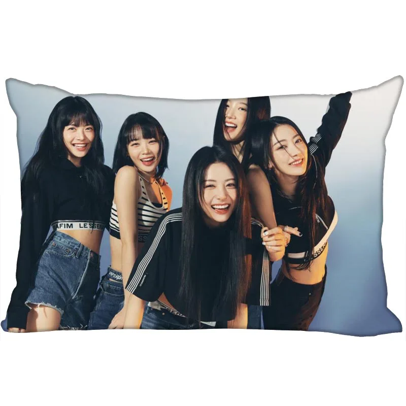 

LE SSERAFIM Pillow Cover Bedroom Home Office Decorative Pillowcase Rectangle Zipper Pillow cases Satin Soft No Fade 0425