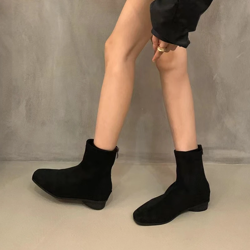 Обувь Сапоги до середины икры. Женские низкие кожаные сапоги икры с острым