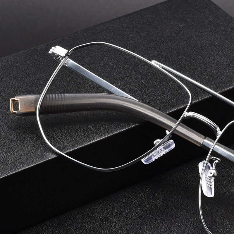 Ceofy Мужчины Женщины Титановая оправа для очков Модная близорукость Оптическая