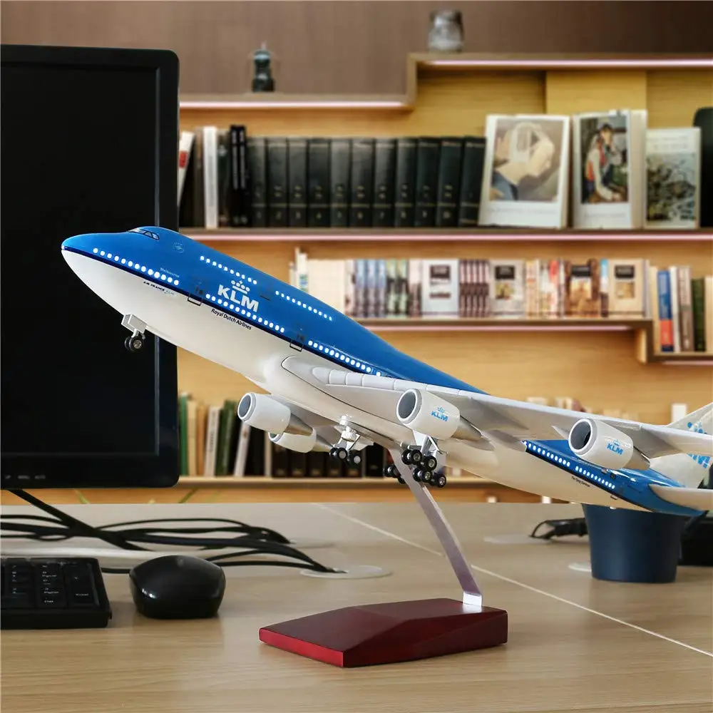 Модель самолета B747 KLM Royal Dutch Airlines ZOCO 1/157