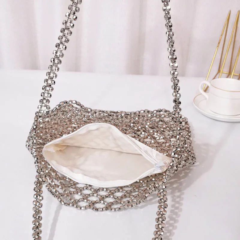 Vintage Acrylic Woven Shoulder Bags for Women 2023 Fashion and Luxury Hollow Out Beaded Braided Bag