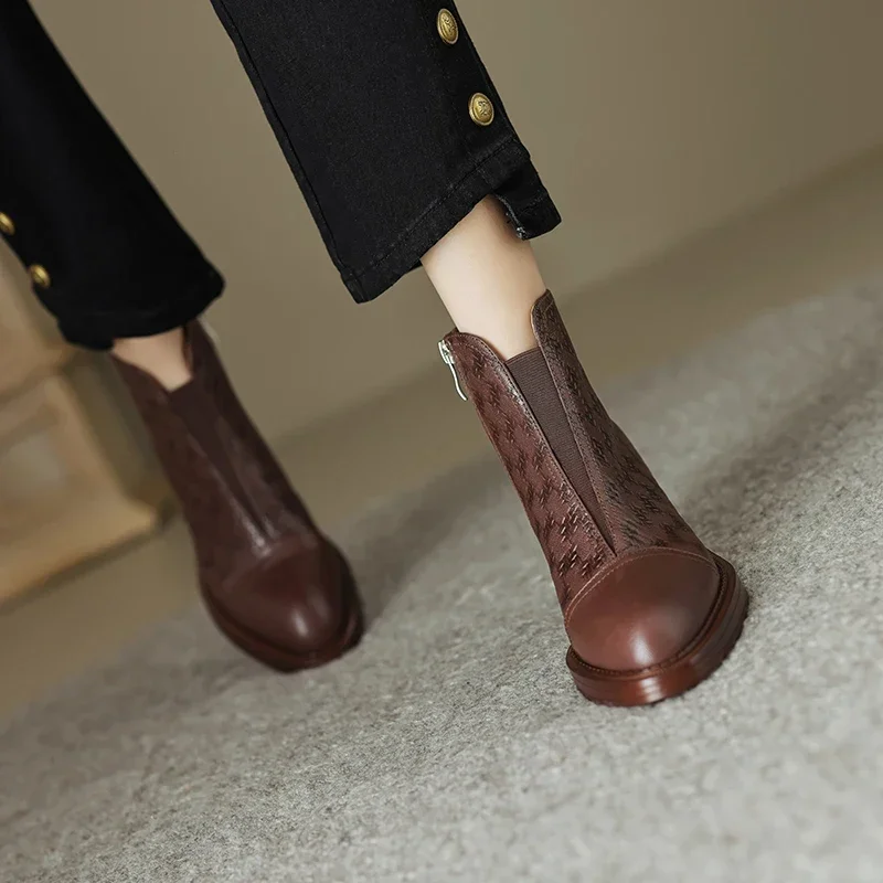 Ботинки мартинсы женские на толстой подошве с круглым носком 5 см