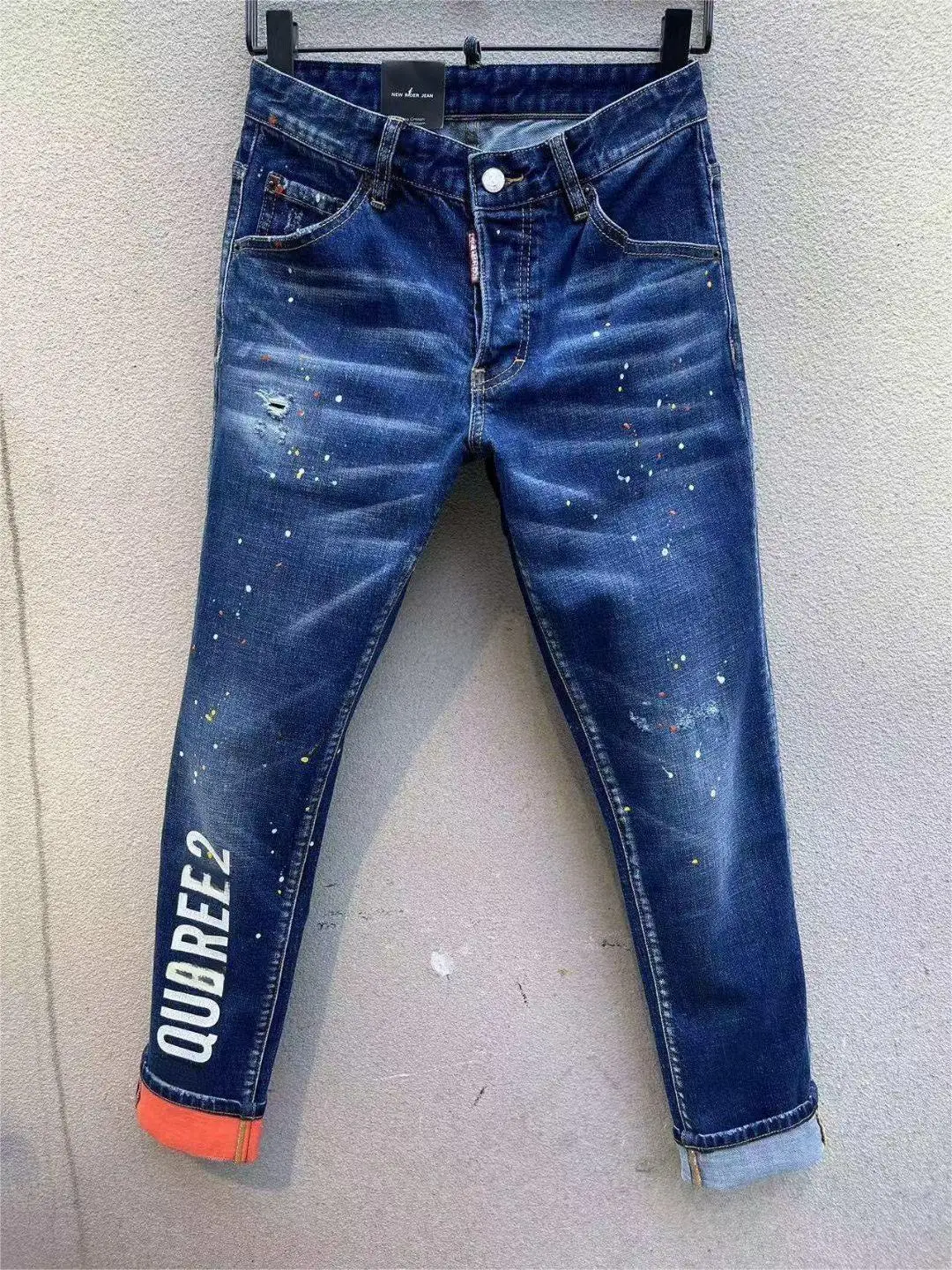 

2023 new fashion tide brand men's washing worn out torn paint locomotive jeans 108