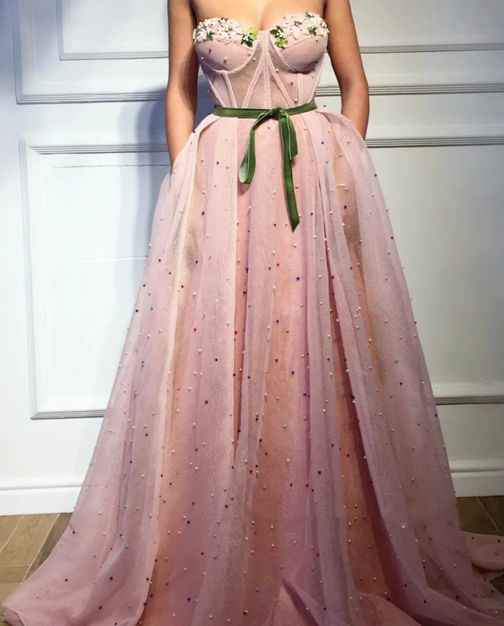 

Pink Beaded Prom Dresses Plus Size Long Elegant See Through A Line Split Tulle V Neck Spaghetti Strap Evening Gown