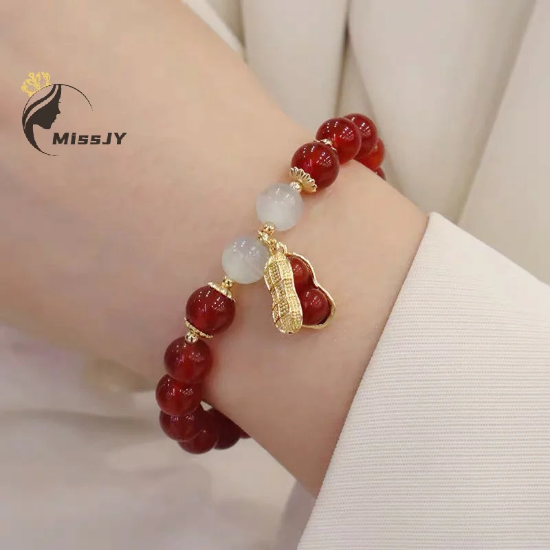 Новогодний браслет с бусинами на удачу Элегантные красные бусины подвеска в