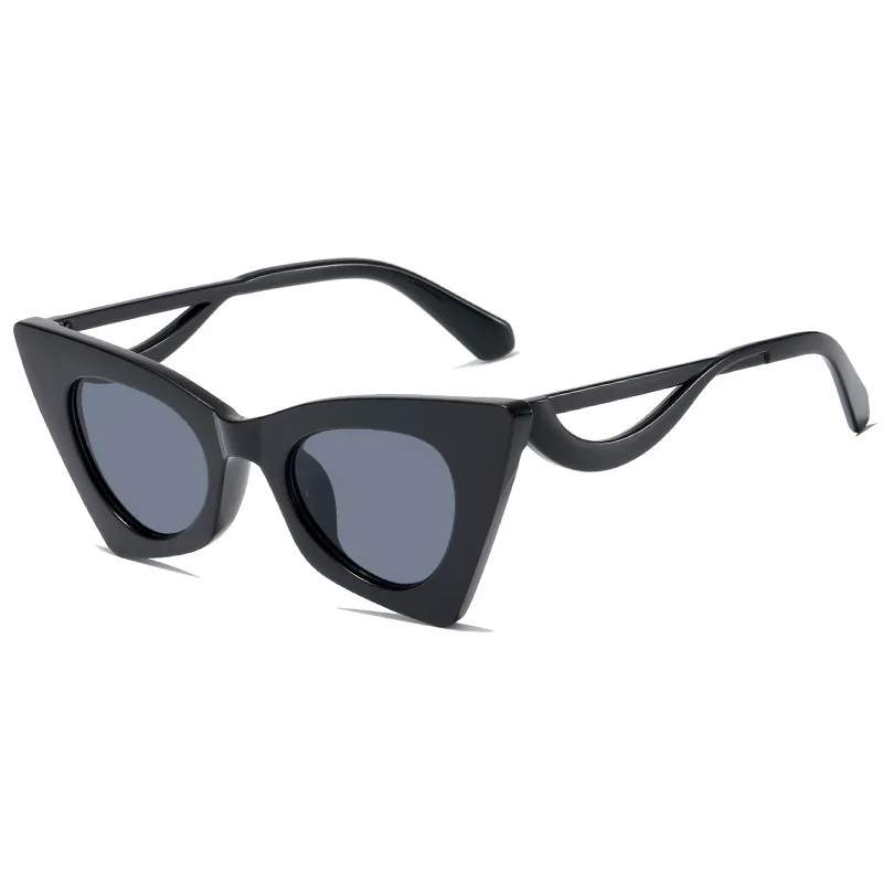 

2023 New Fashion Cat Eye Sunglass Trendy Female Eyewear Luxury Brand Designer Popular Women Travelling Sun Shades Glasse