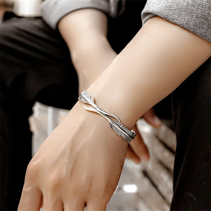 

Vintage Feather Bangles Bracelets for Women Men Simple Retro Adjustable Opening Bangle Cuff Bracelet Trendy Jewelry Accessories