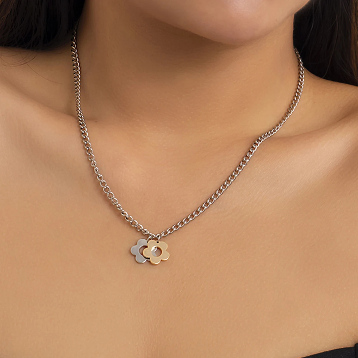 

Korean Fashion Geometric Flowers Pendant Necklace For Women Punk Creative Statement Chain Choker Collar Friendship Jewelry Gift
