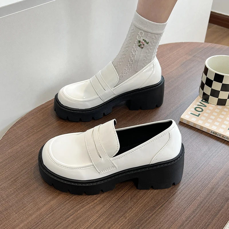 Women's shoes 2022 spring and autumn British style punk platform shoes slip-on loafers fashion small leather shoes women Square