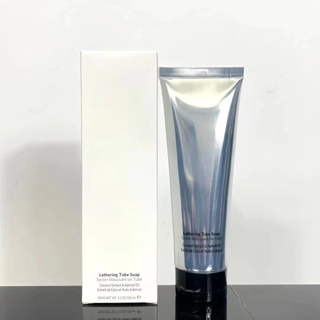 

Brand Makeup Face Wash 125ml Refreshing Oil Control