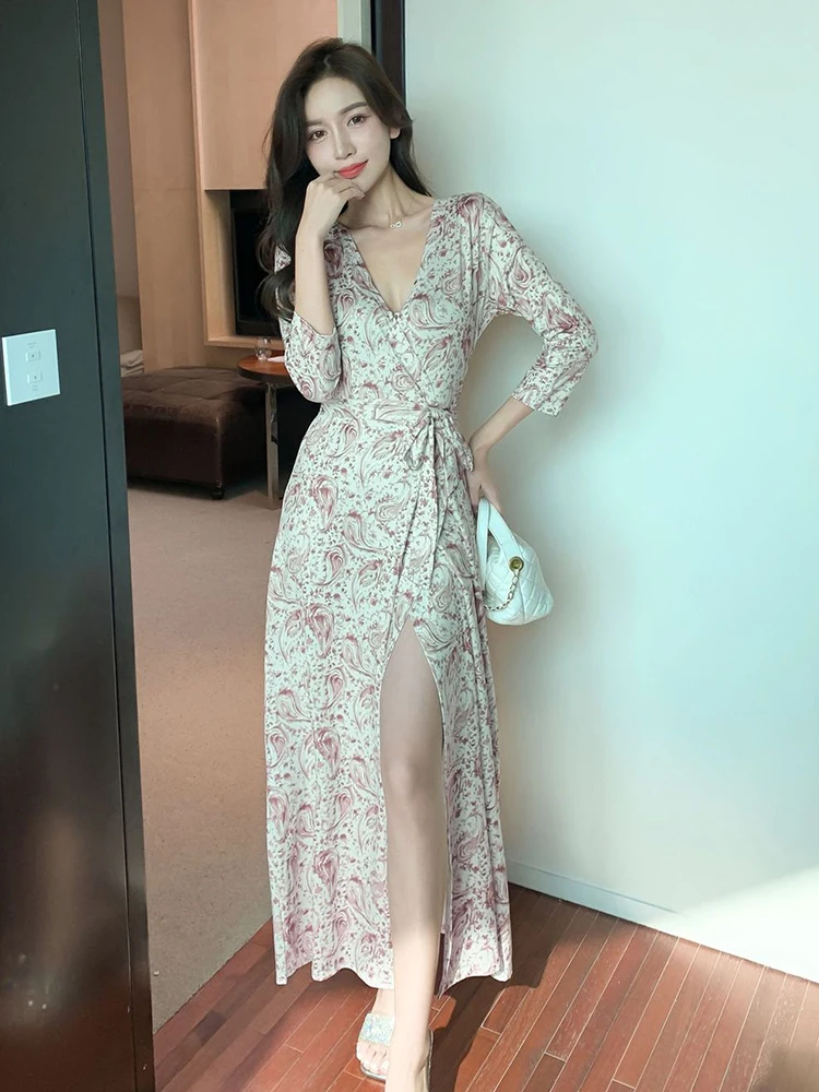 

Korean Style Elegant Dresses For Women V-Neck Print Wrap Maxi Slit Robe Street Clothes One Piece Lace-up Female Dress Vestidos