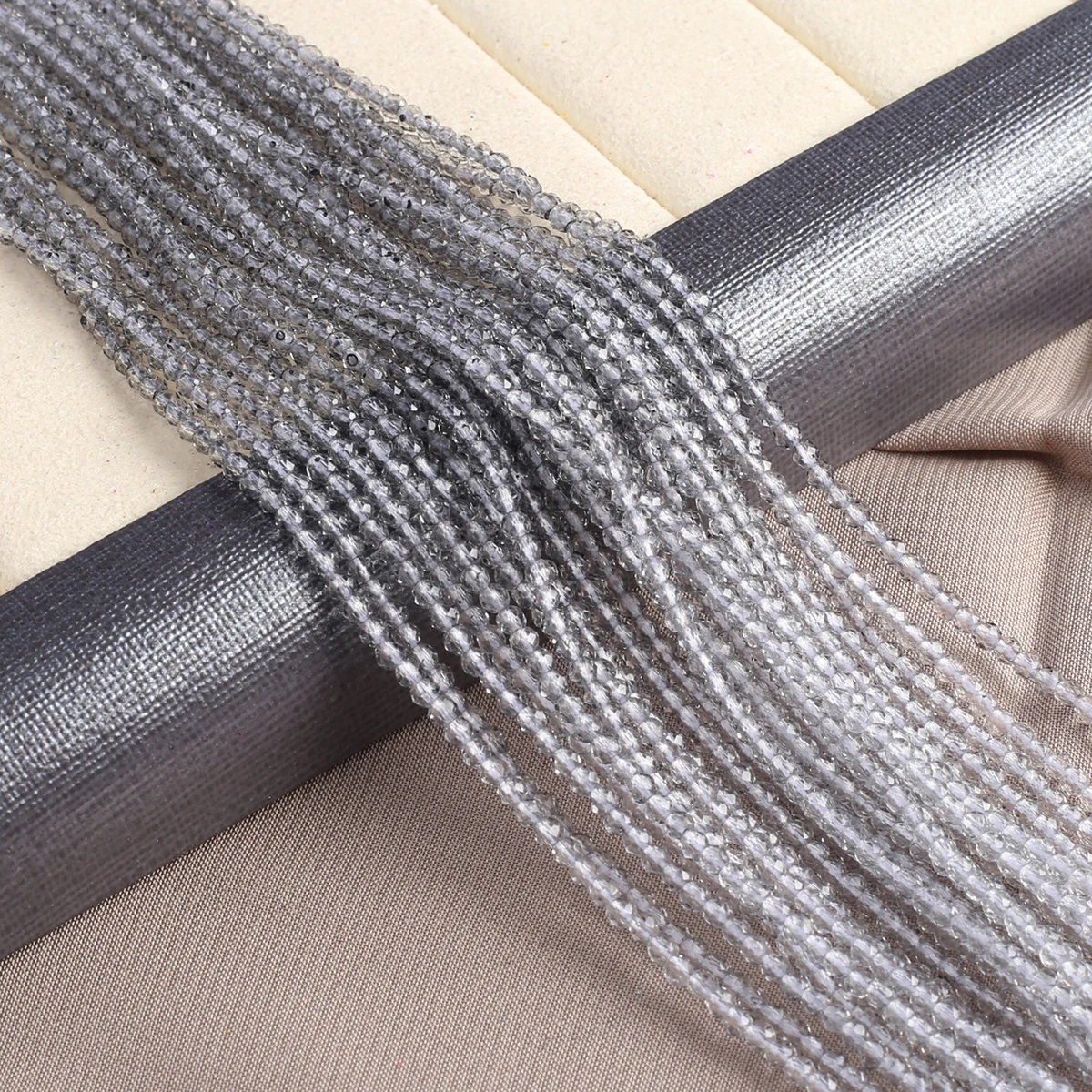 

Natural Stone Shiny Spinel Beads Small Faceted Grey Quartz for Jewelry Making Diy Women Bracelet Necklace Accessories