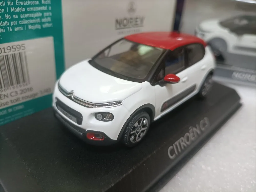 

Модель автомобиля Norev 1/43 Citroen C3 SUV 2016 из белого сплава