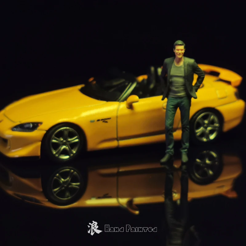 

1:64 man puppet model car model scene decoration micro landscape shooting props resin hand to do