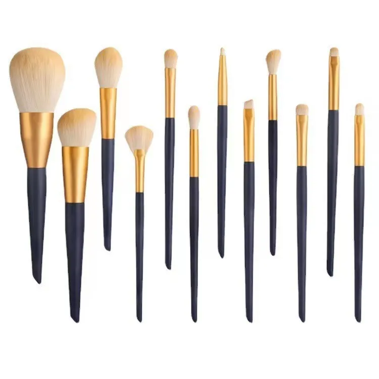 

Brush set of 12 makeup brushes brushes Makeup portable full set of soft hair blush eyeshadow brushes