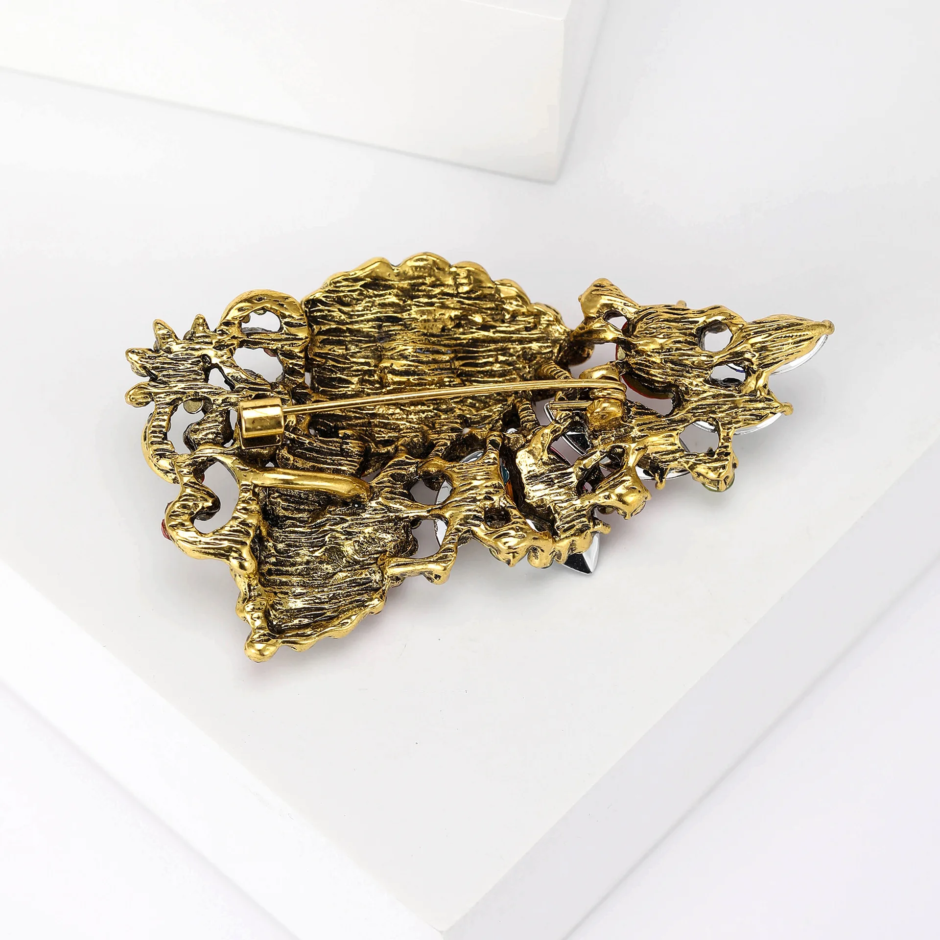 Женская Цветная брошь в виде знака