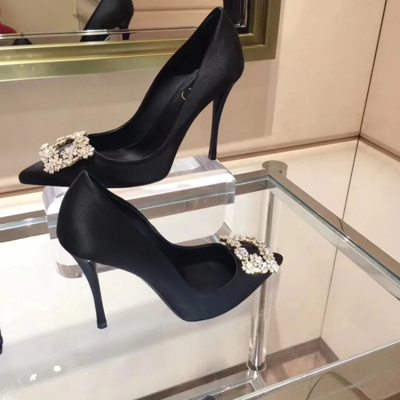 Pointed Women's Single Shoes New Fashion High Heels Banquet Rhinestone Square Buckle Flat Shoes Shallow Silk Wedding Shoes