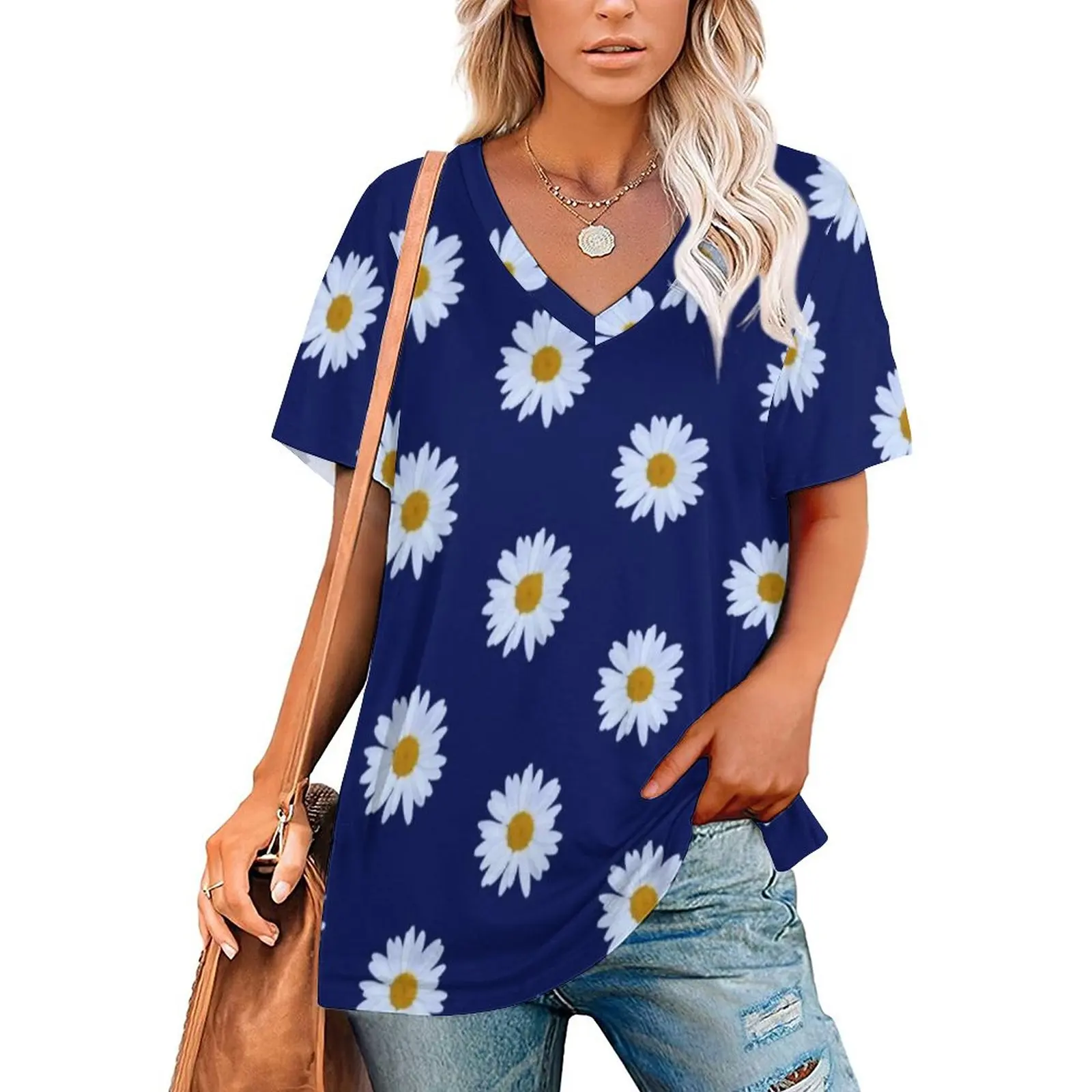 

White Daisies T Shirt Daisy Delight Floral Print Harajuku T Shirts V Neck Short Sleeves Tshirt Women Top Tees Big Size 3XL 4XL