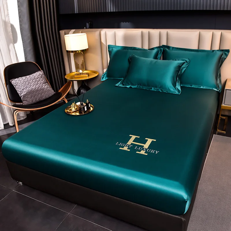 

Green Satin Silk Fitted Sheet High-End Embroidery Mattress Cover Rayon Solid Color Bedsheet Elastic Band Cool Summer Bed Sheet