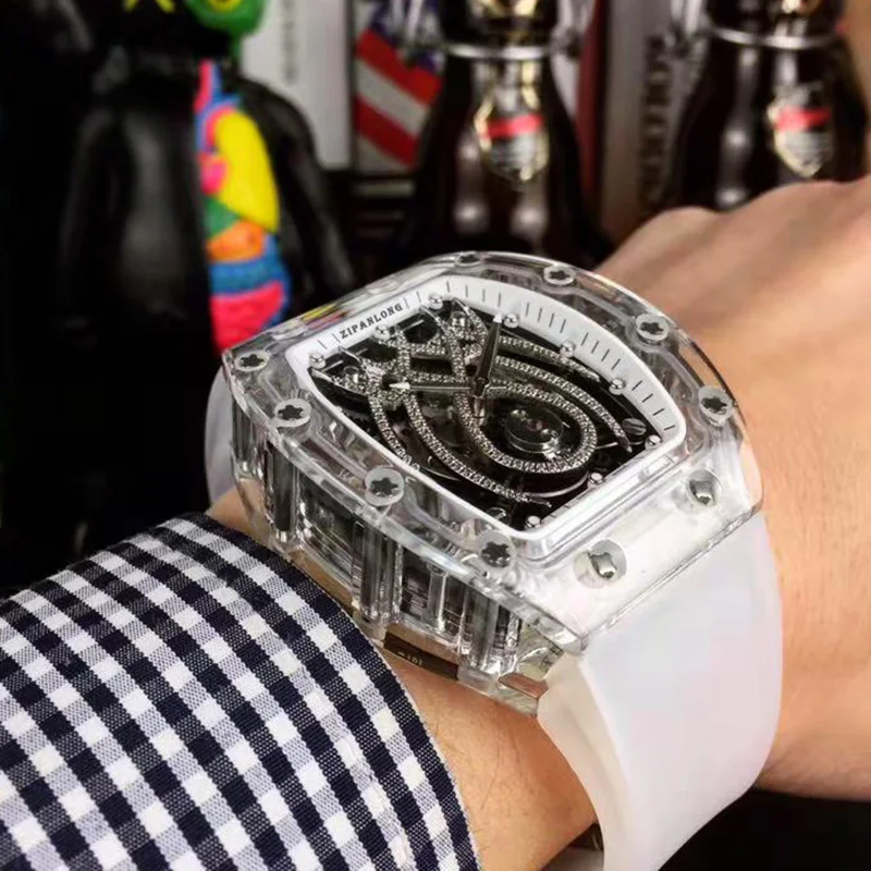 Рисунок 5 - Мужские часы с квадратным циферблатом