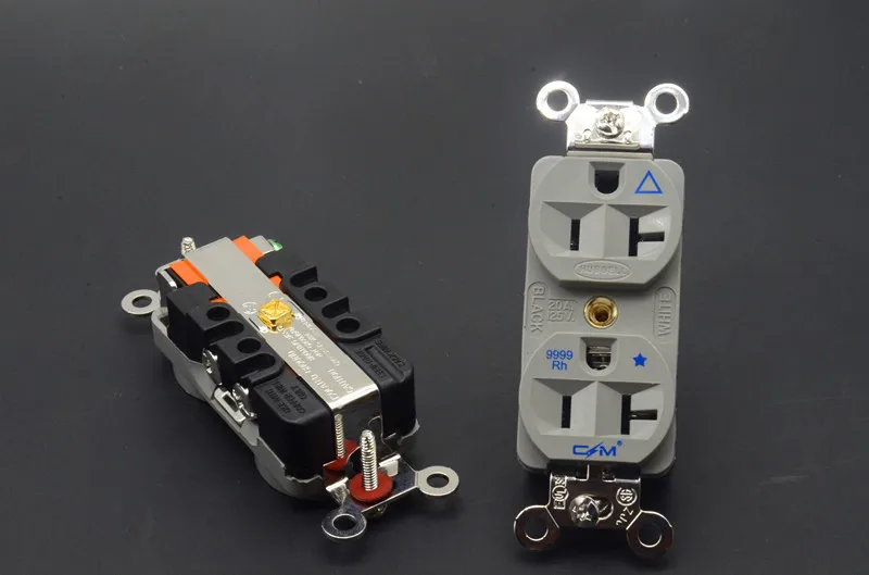 

New Cm Audio Flagship 9999rh Rhodium-plated Ice Fire Version Audio Power Wall Plug Socket American Standard 20a