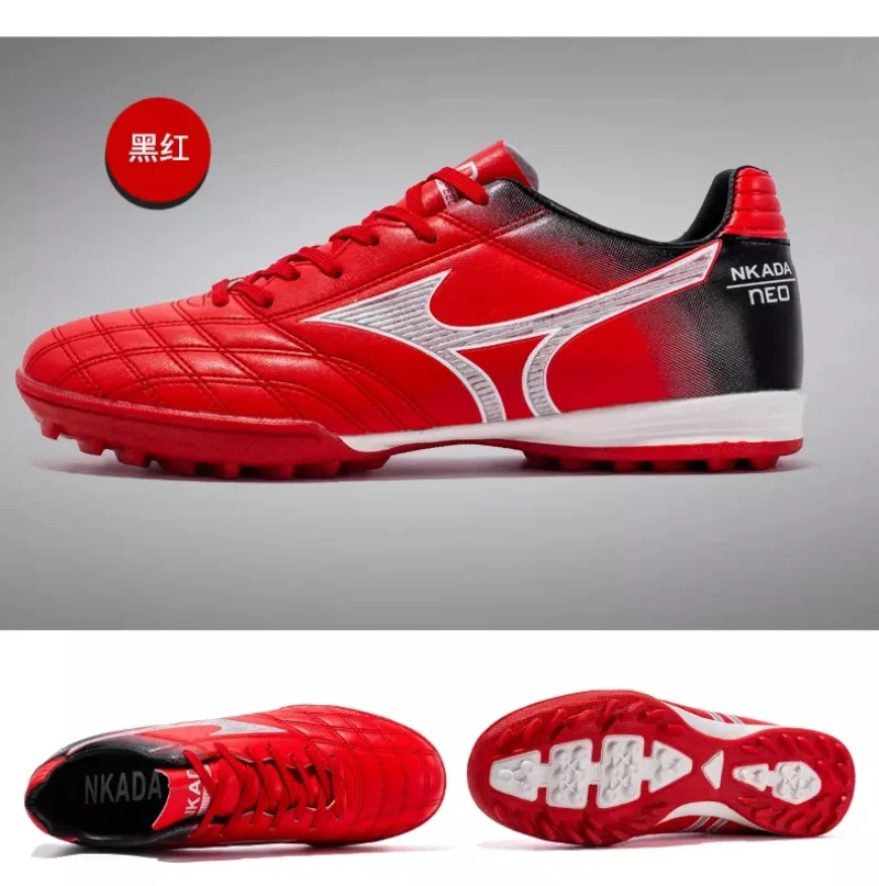 

2022 Popular Football Shoes for Couples Anti Slip Indoor Big Boy Soccer Shoes Designer Sport Shoes Turf Men Women Soccer Cleats
