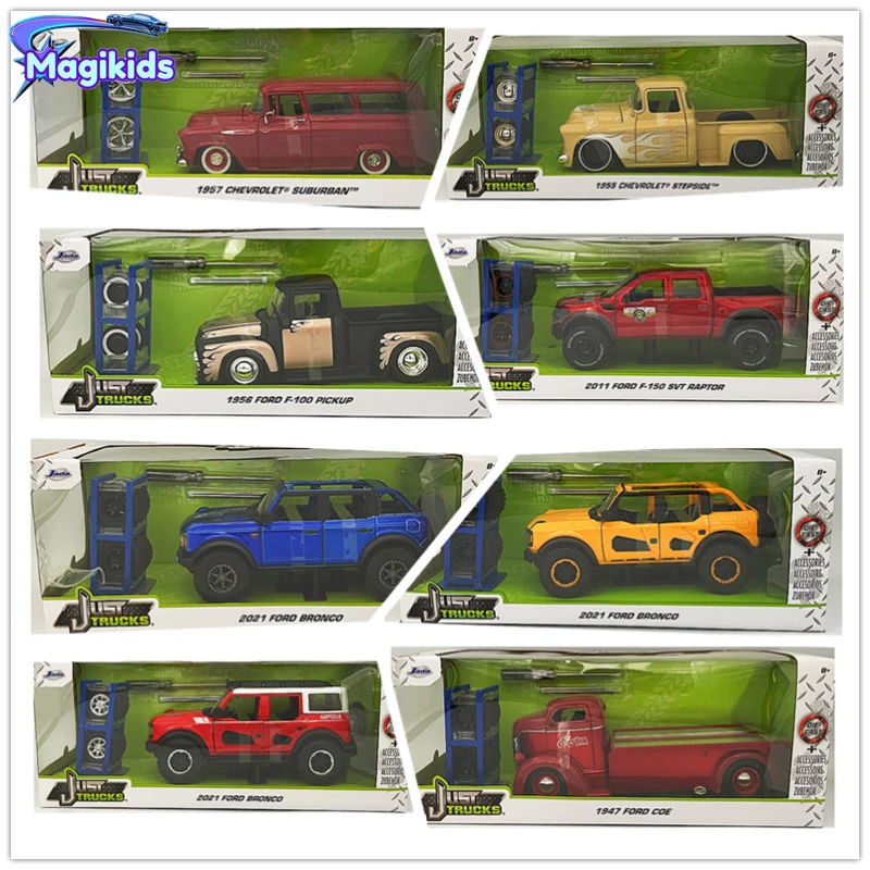 Модель автомобиля из металлического сплава для Chevrolet SUBURBAN Ford 1:24 |