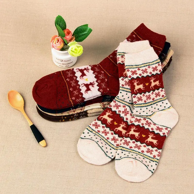 

1 Pair Winter Women Socks Warm Wool Christmas Mid-calf Socks Woolen Snowflake Deer Comfortable Gift Girls Cute Meias