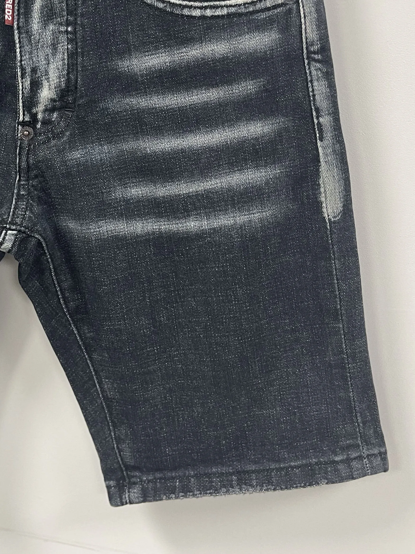 2024 Summer D2 Jeans Trendy Men's Water Washed Worn Hole Patch Light Blue Slim Fit Micro Elastic Denim Shorts Men