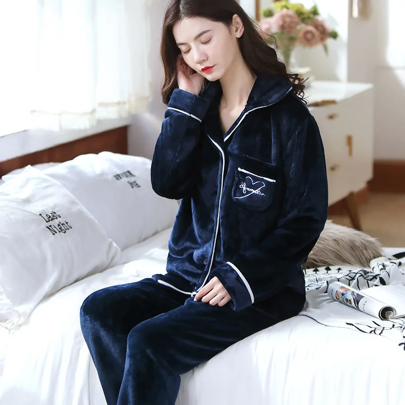 2022 Winter Warm Flannel Women's Pajamas Set Long-sleeved Trousers Two-piece Set Coral Fleece Sleepwear Long Wear Women Pajamas