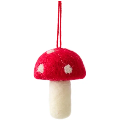 Мини-украшения грибы из шерстяного фетра