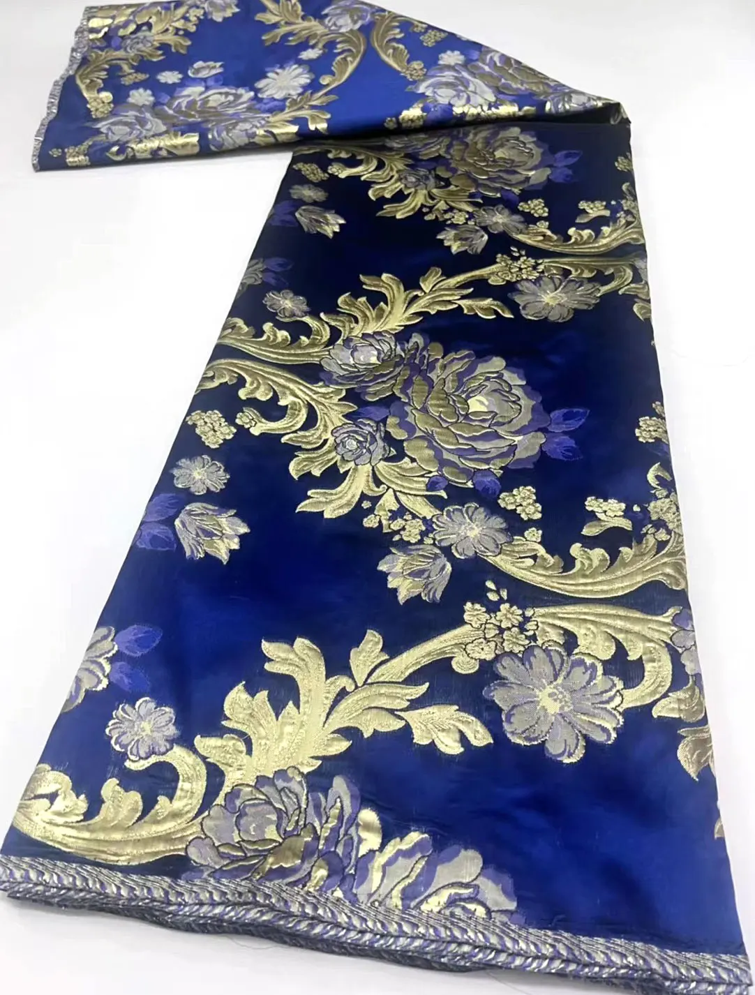 

Latest French Brocade Lace Fabric High Quality African Tulle Gilding Lace Embroidery Jacquard Fabric For Wedding Party VMH5343