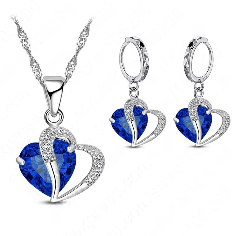 

Europe and America 2023 Fashion New Heart Shaped Earrings Necklace Set Wholesale Women's and Jewelry Wedding Gifts