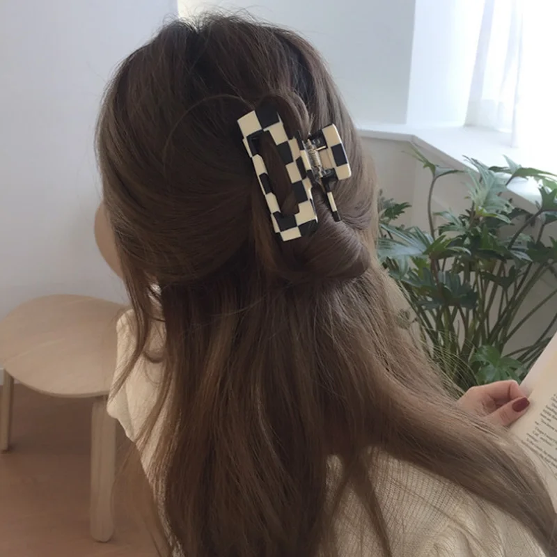 

New Women Elegant Checkerboard Hair Claw Temperament Geometric Headband Hair Clips Hairpins Fahion Hair Accessories Gift