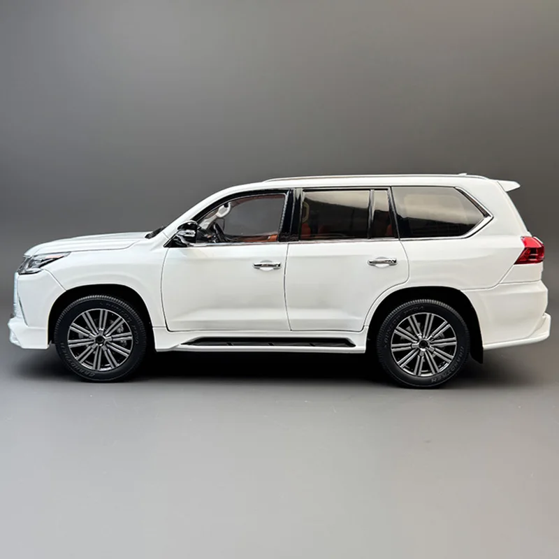 Фото ЖК-дисплей 1:18 для внедорожника LX570, внедорожника, легкосплавная модель автомобиля, подарочная коллекция №2