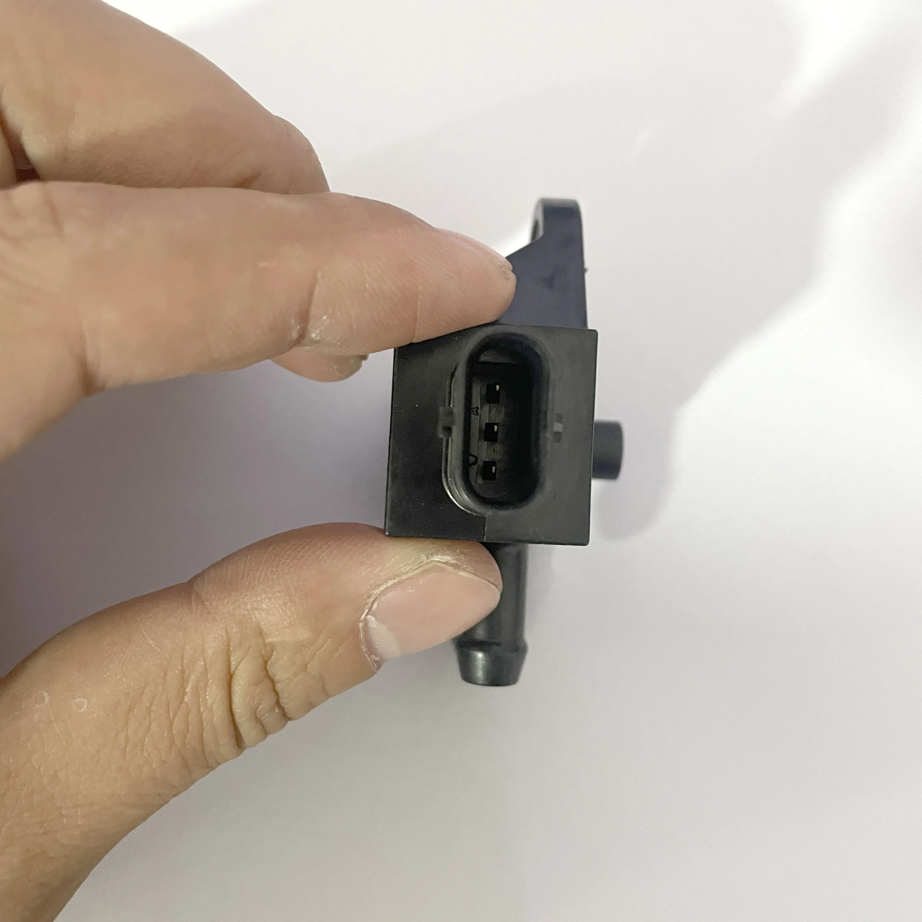 Применим к Sinotruk T7H Shandeka National Six датчик дифференциального давления 31MPP16-7