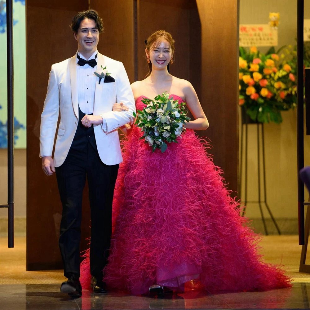 Роскошные Длинные свадебные платья с перьями модное атласное платье без